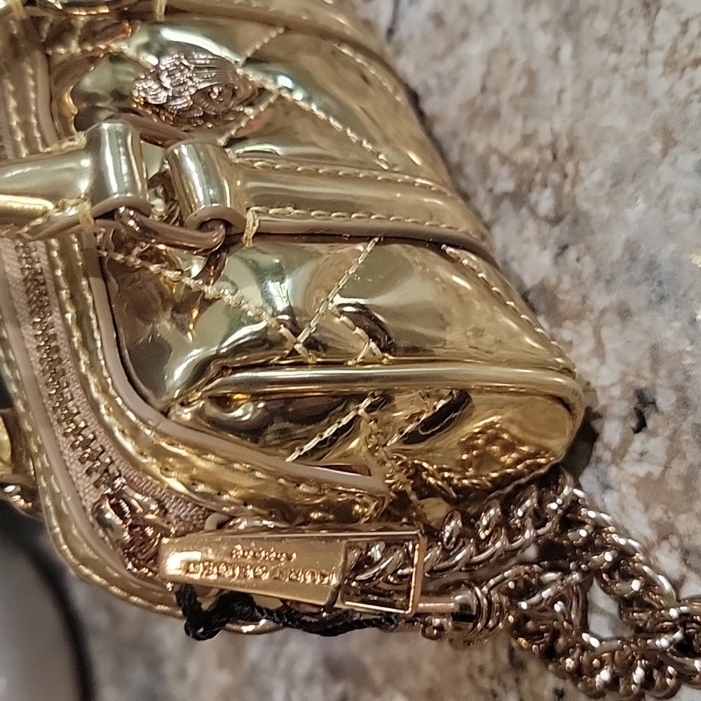 Kurt Guiger NWT kensington boston charm - Picture 3 of 7